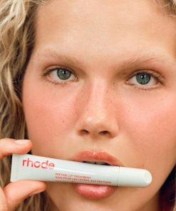 Alternative view of peptide lip treatment strawberry glaze